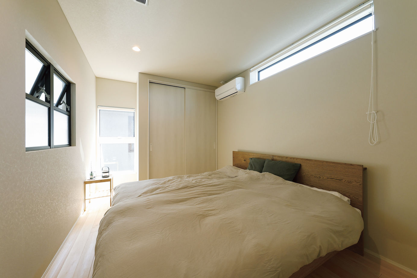 イソダ 【自然素材／間取り図有り／収納充実】吹き抜けが家族をつなぐ。収納充実でゆとりある住まいの建築実例画像8