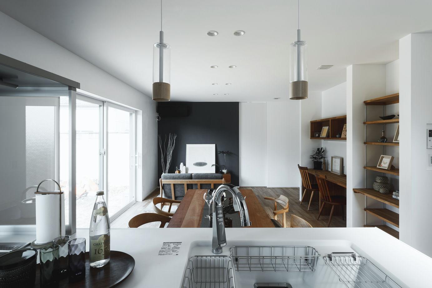 LIVIA(リビア)一級建築士事務所 【京都/3000万円台/間取図/モダンデザイン】夫婦それぞれのライフスタイルを尊重してできた家事ラクの家の建築実例画像4