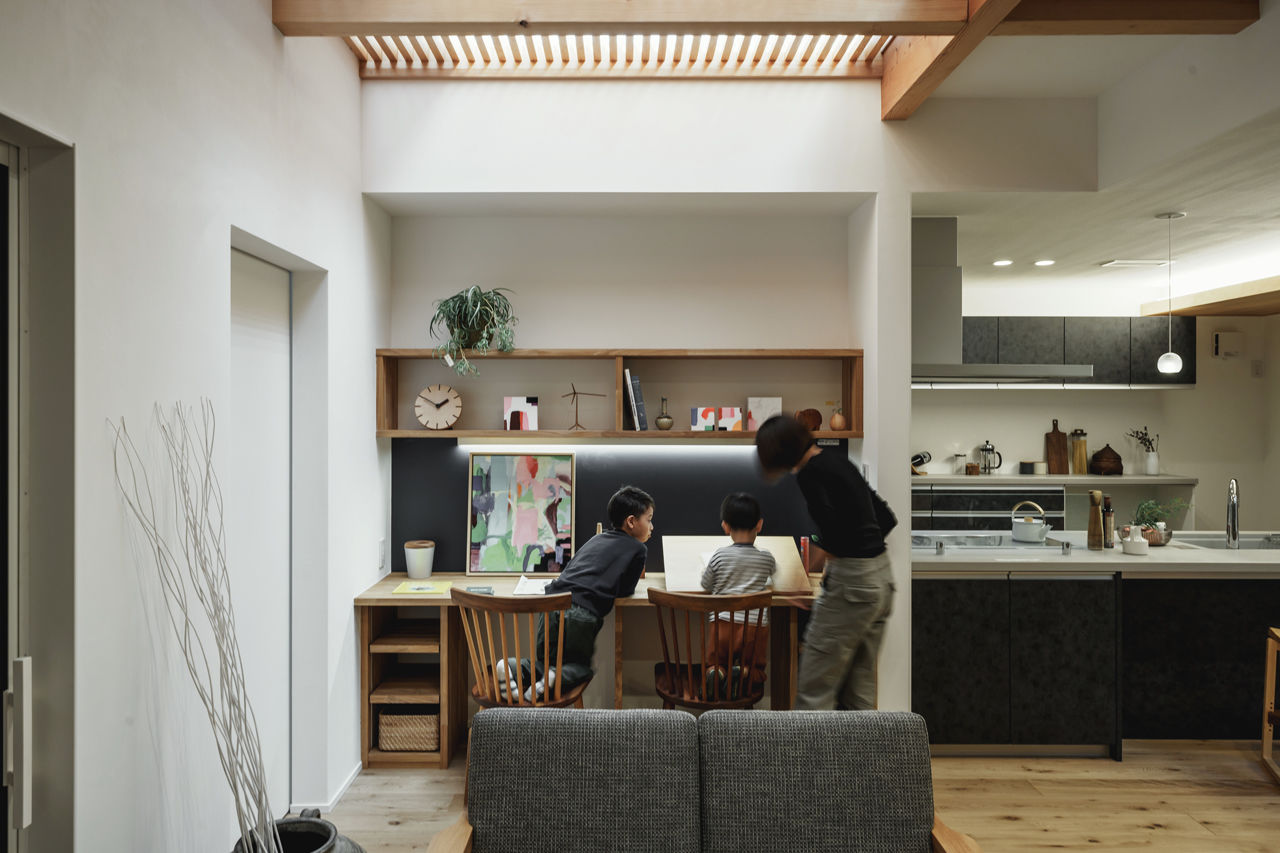 LIVIA(リビア)一級建築士事務所 【京都/全館空調 /間取図】どこにいても家族の気配を感じる、外に閉じて内に開く家の建築実例画像5