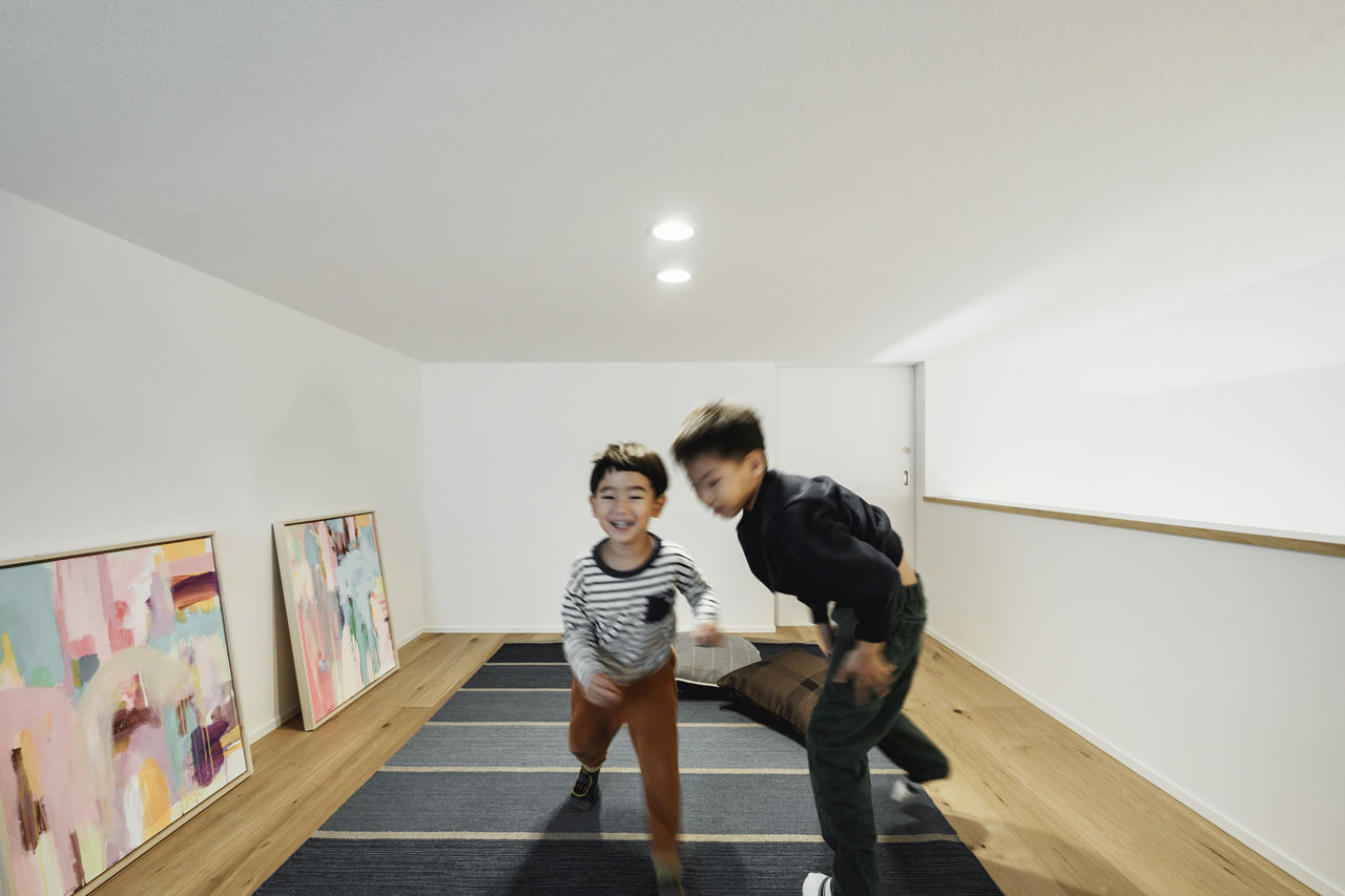 LIVIA(リビア)一級建築士事務所 【京都/全館空調 /間取図】どこにいても家族の気配を感じる、外に閉じて内に開く家の建築実例画像9