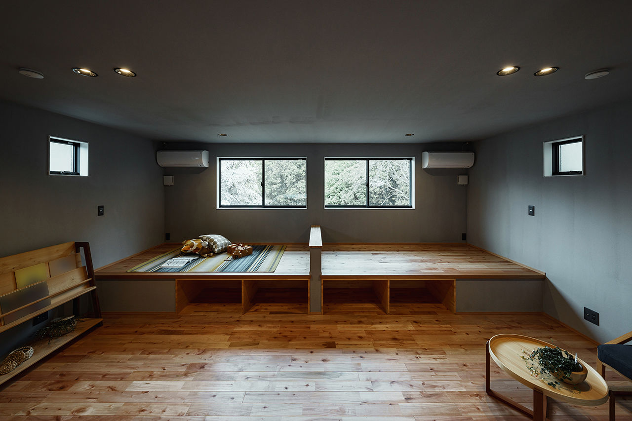 LIVIA(リビア)一級建築士事務所 【京都/2000万円台/30坪以下/吹抜け/間取図】大きな造作のダイニングテーブルが家族をつなぐシンプルハウスの建築実例画像8