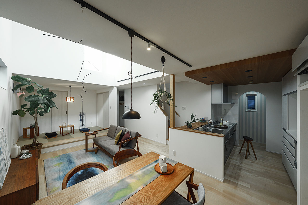 LIVIA(リビア)一級建築士事務所 【京都/3000万円台/30坪台/吹抜け/間取図】伝えた要望は50項目以上。設計力と施工力で一つひとつを実現の建築実例画像3