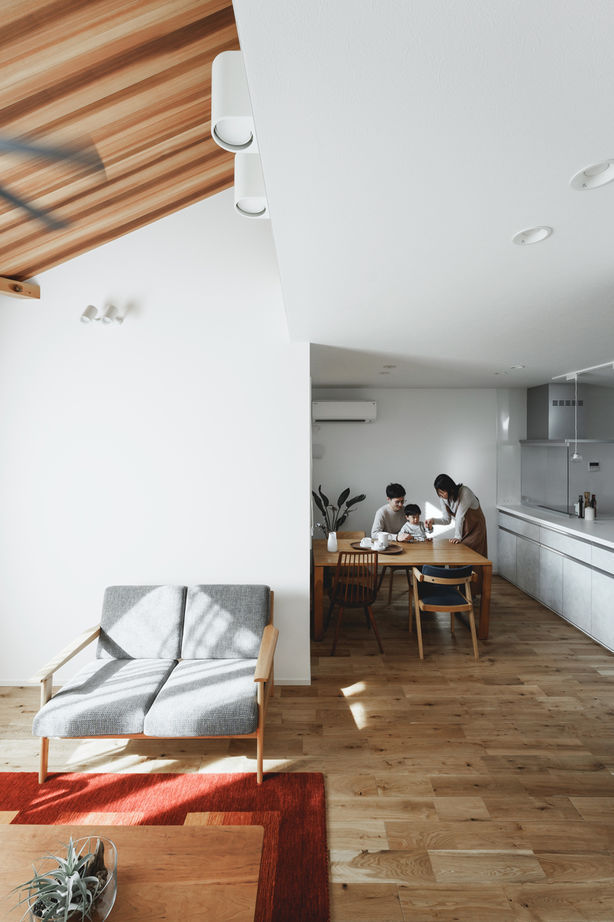 LIVIA(リビア)一級建築士事務所 【京都/2000万円台/20坪台/２階リビング/間取図】狭小敷地で叶えた家族の絆がさらに深まる伸びやか空間の建築実例画像4