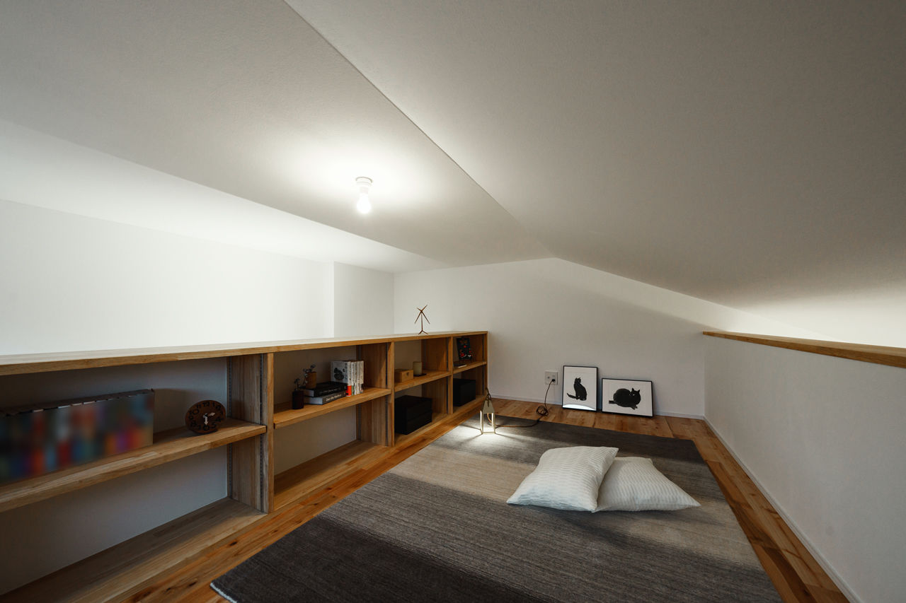 LIVIA(リビア)一級建築士事務所 【京都/2000万円台/狭小/２階リビング/間取図】24.3坪に２つの吹抜けで開放感と明るさを生み出した家の建築実例画像10