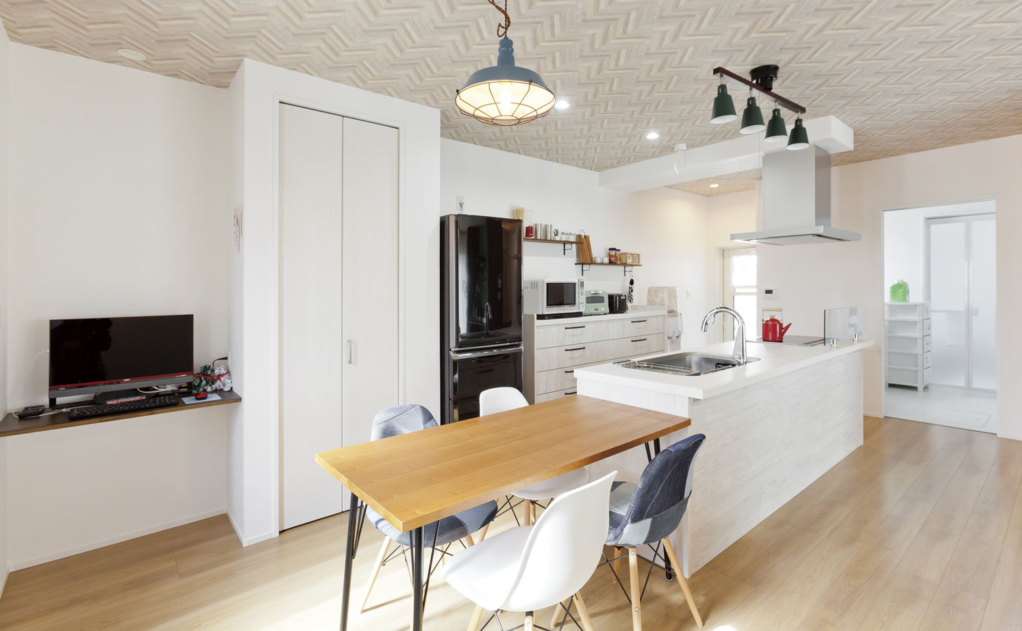 昭和ハウジング泉州・パナソニックビルダーズグループ 【2000万円台/テクノ工法/泉佐野/間取り図】アメリカ西海岸をイメージ！個性的で遊び心ある広々リビング空間の建築実例画像4