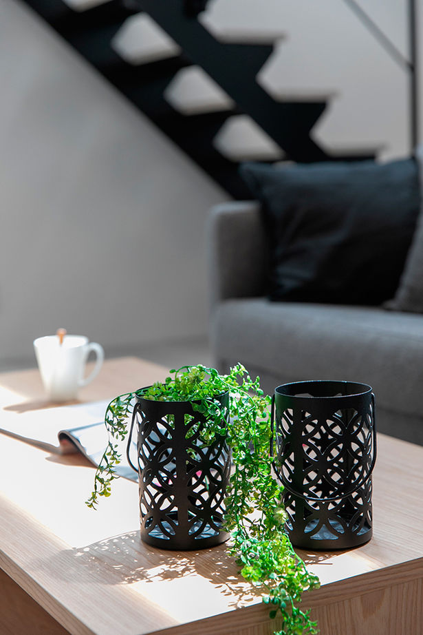 昭和ハウジング泉州・パナソニックビルダーズグループ 【2000万円台/テクノ工法/貝塚市/おしゃれ】窓のない外観に、明るい吹抜けのリビング。ギャップを楽しむ家の建築実例画像8