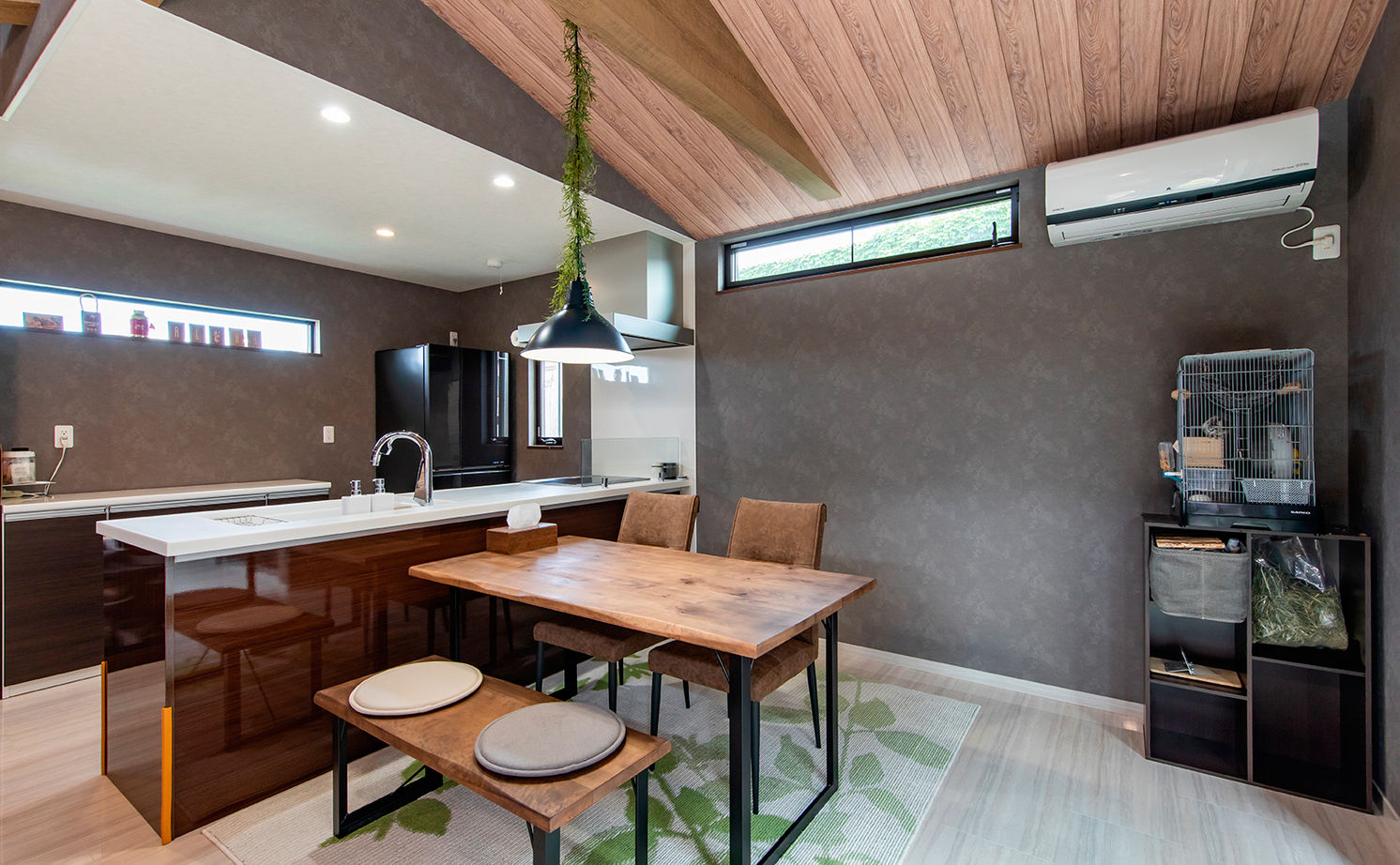 昭和ハウジング泉州・パナソニックビルダーズグループ 【3000万円台/二世帯住宅/テクノ工法/貝塚市】勾配天井とバルコニーが2階リビングの開放感をアップ！の建築実例画像6