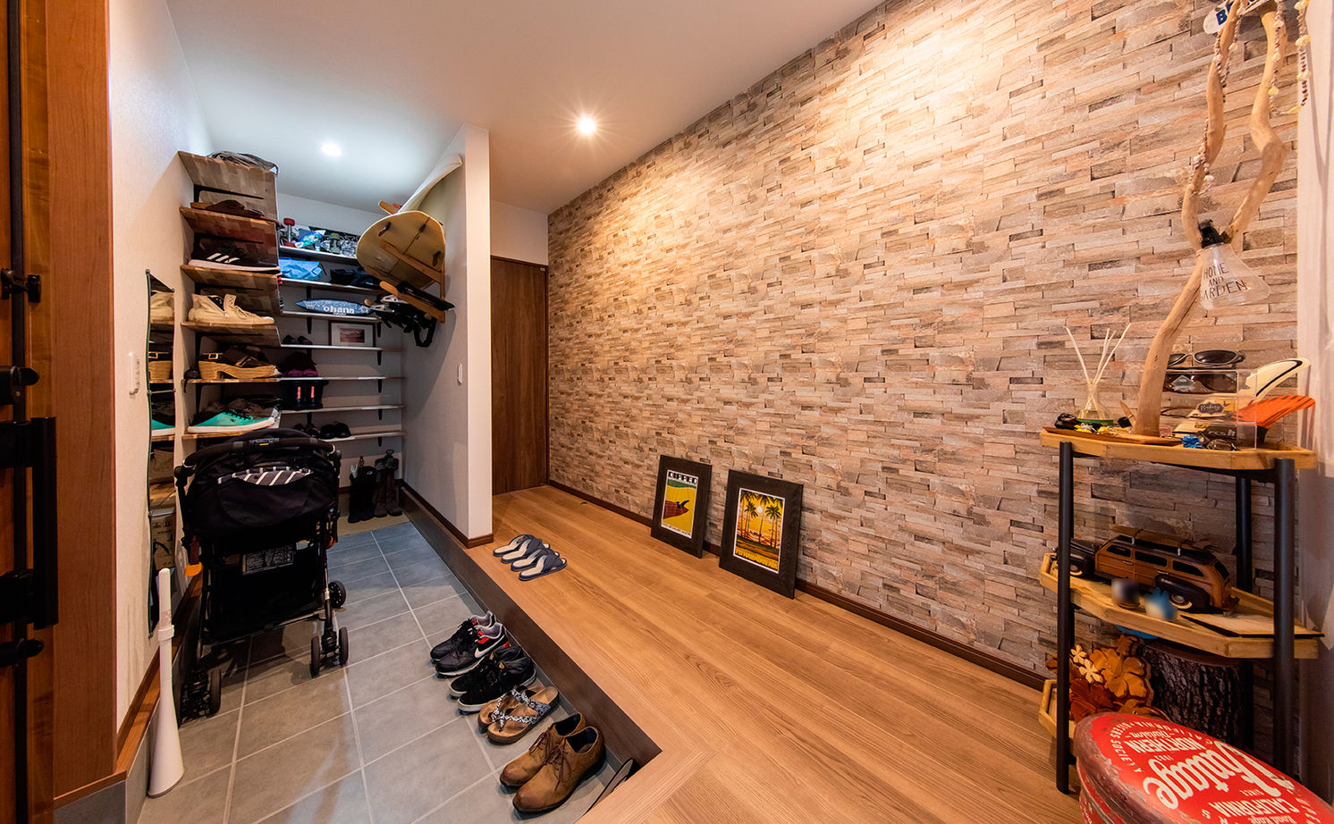 昭和ハウジング泉州・パナソニックビルダーズグループ 【3000万円台/二世帯住宅/テクノ工法/貝塚市】勾配天井とバルコニーが2階リビングの開放感をアップ！の建築実例画像18