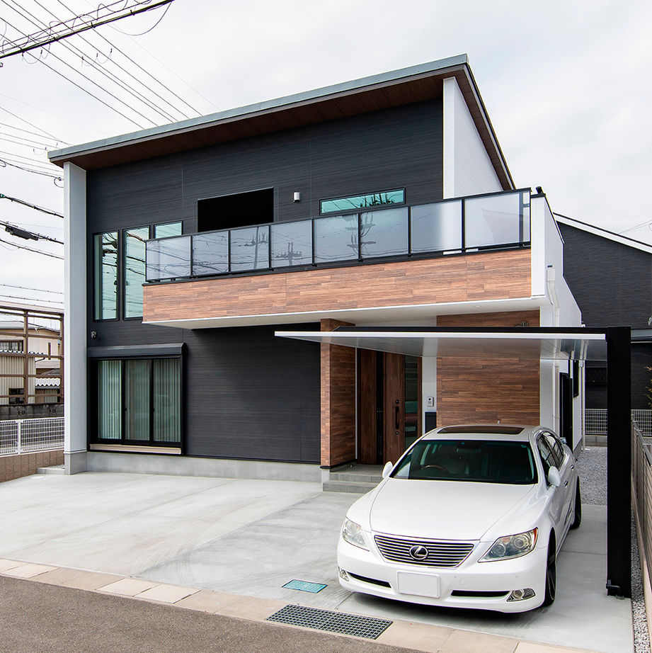 昭和ハウジング泉州・パナソニックビルダーズグループ 【3000万円台/テクノ工法/泉佐野市/車2台】吹き抜けのある広々リビング！洗練された大人のおしゃれ空間の建築実例画像1