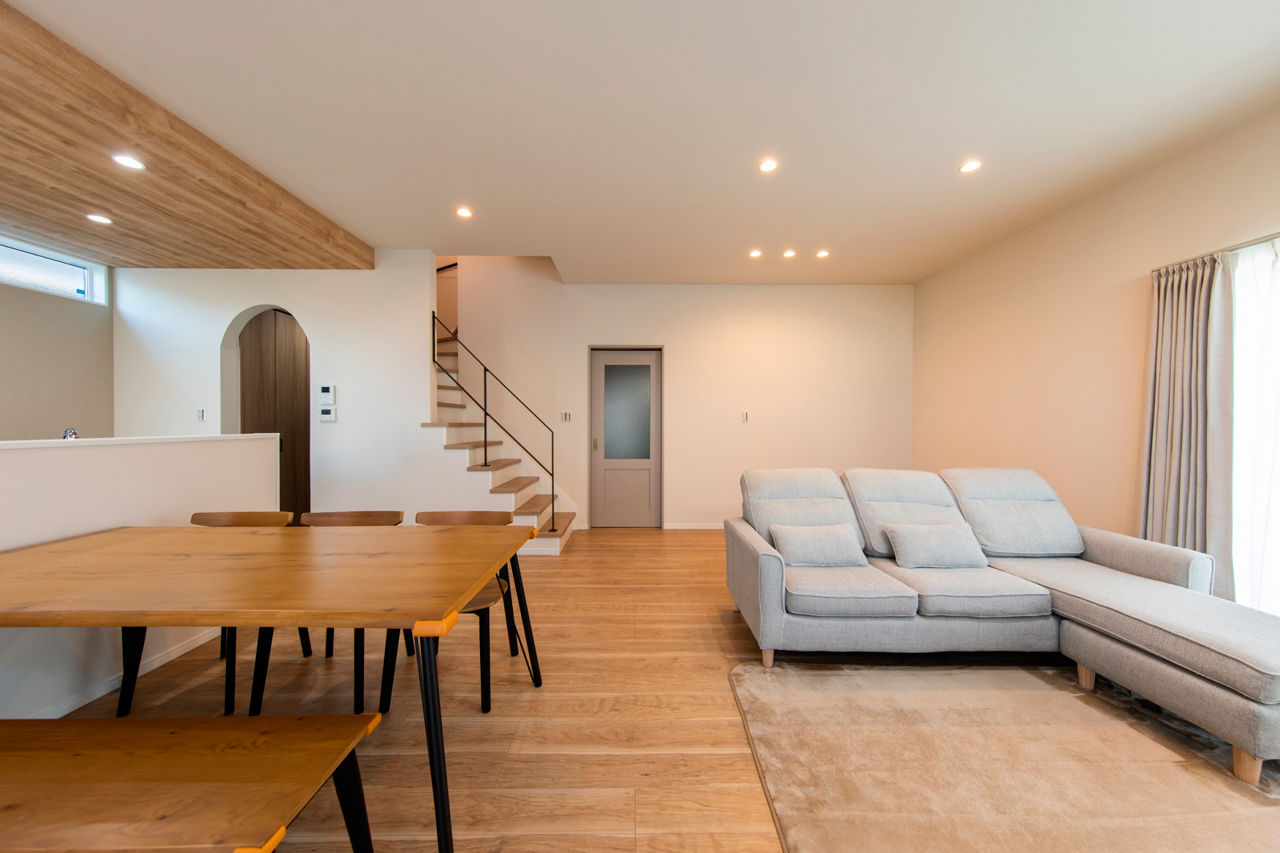 昭和ハウジング泉州・パナソニックビルダーズグループ 【2000万円台/テクノ工法/泉佐野市/間取り図】クールな外観×自然光を活かした優しいインテリアをミックスの建築実例画像2