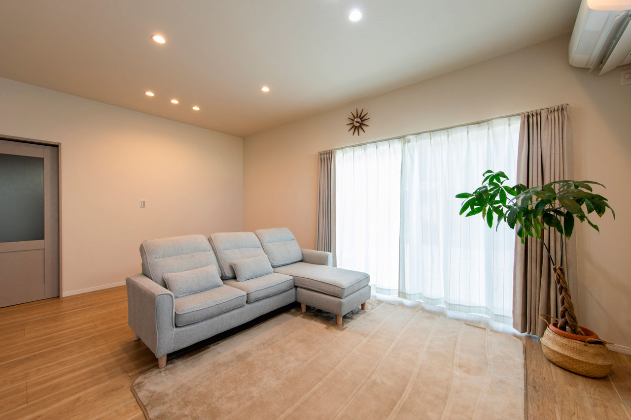 昭和ハウジング泉州・パナソニックビルダーズグループ 【2000万円台/テクノ工法/泉佐野市/間取り図】クールな外観×自然光を活かした優しいインテリアをミックスの建築実例画像6