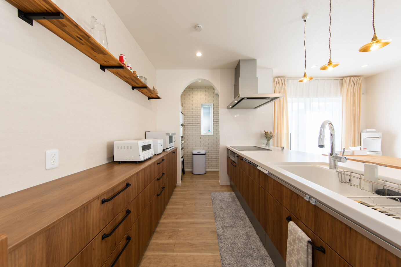 昭和ハウジング泉州・パナソニックビルダーズグループ 【岸和田市】木目が映える、北欧風のおしゃれな住まいの建築実例画像7