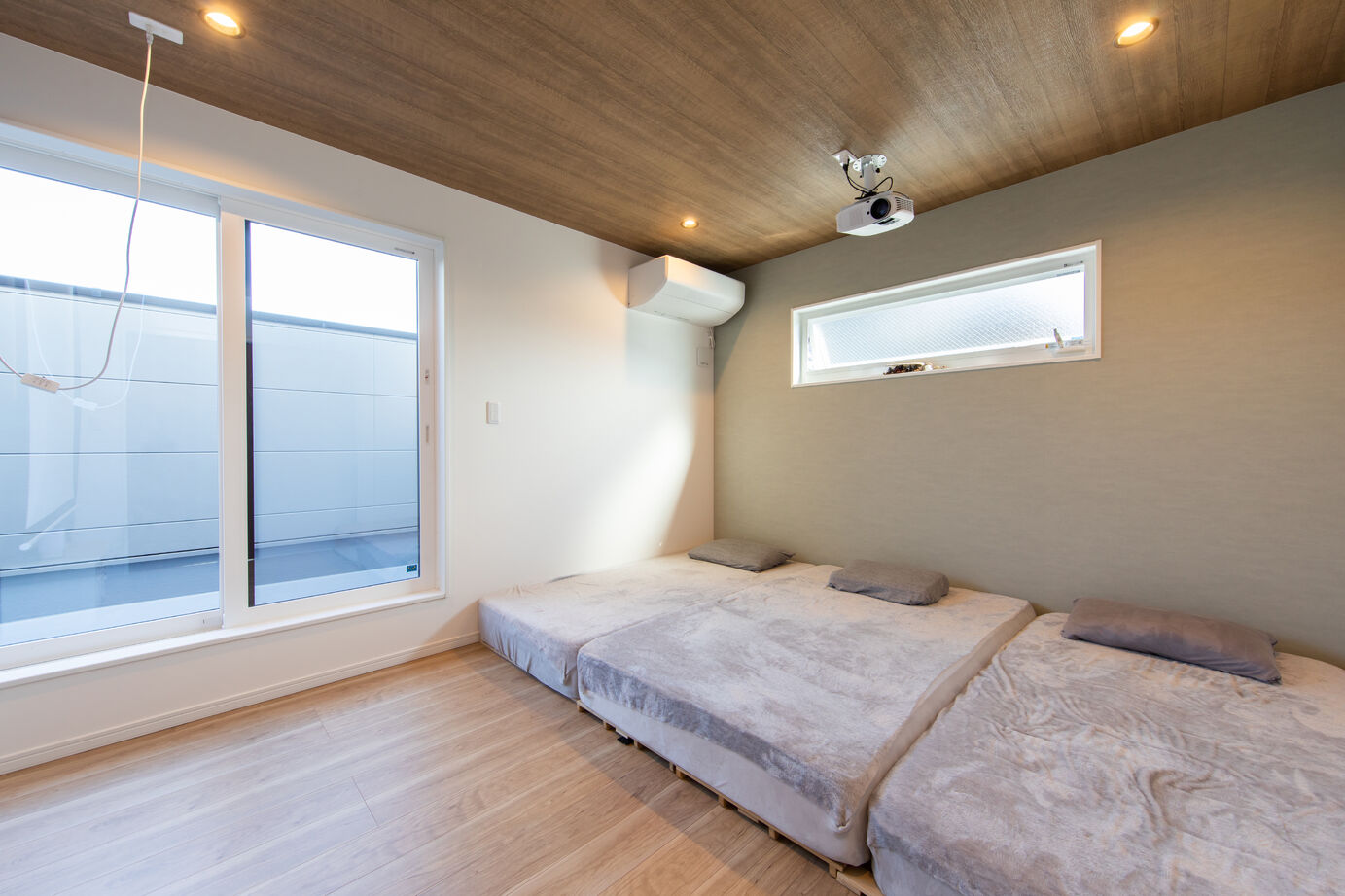 昭和ハウジング泉州・パナソニックビルダーズグループ 【岸和田市】木目が映える、北欧風のおしゃれな住まいの建築実例画像12