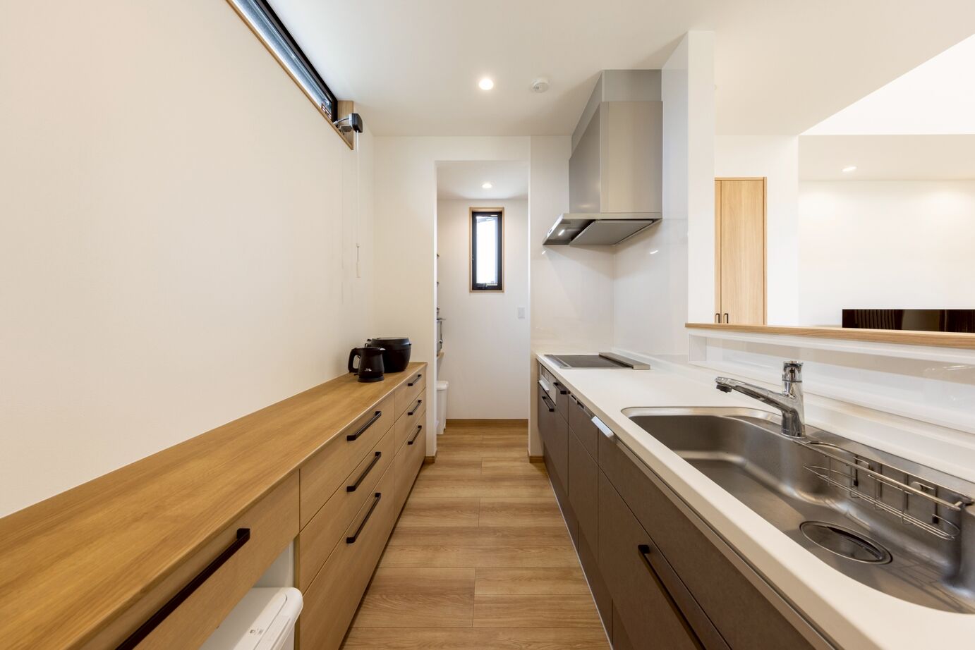 昭和ハウジング泉州・パナソニックビルダーズグループ 【貝塚市】木の温もりと光が心地よい、和モダンの家の建築実例画像6