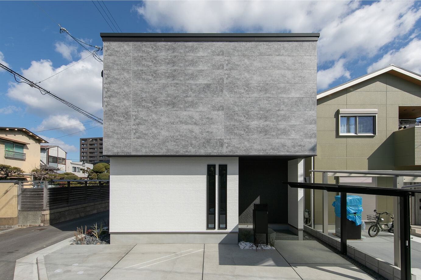 昭和ハウジング泉州・パナソニックビルダーズグループ 【岸和田市】シックなデザインと機能性。収納力と家事ラク動線で、暮らしにゆとりを生む家の建築実例画像10