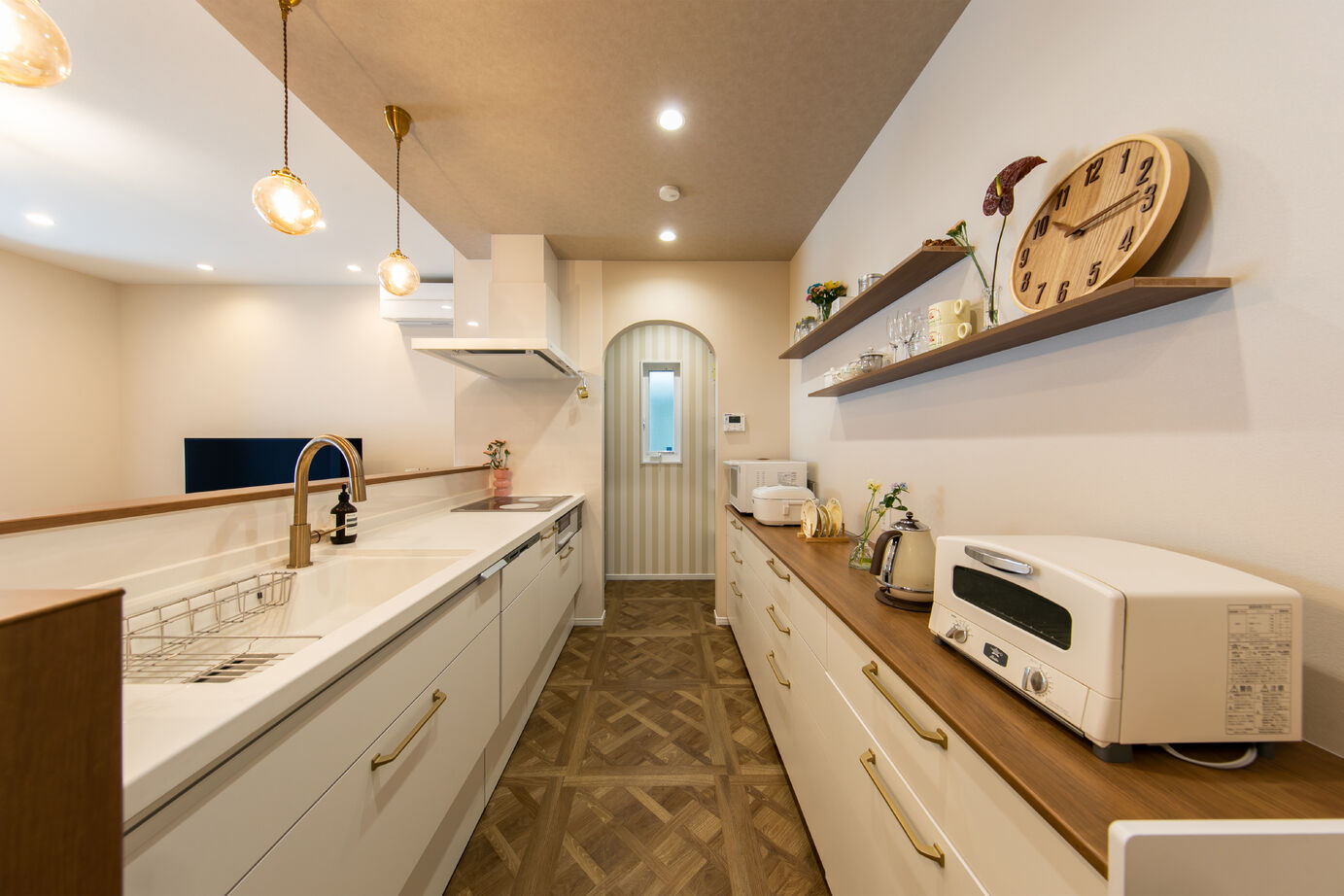 昭和ハウジング泉州・パナソニックビルダーズグループ 【貝塚市】木のぬくもりと白のやさしさが調和する、和モダン×北欧ナチュラルな家の建築実例画像4