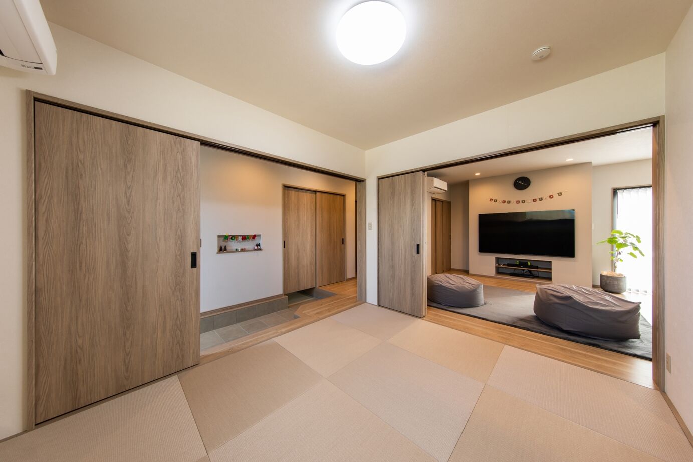 昭和ハウジング泉州・パナソニックビルダーズグループ 【貝塚市】自然光と木のぬくもりで、心地よく暮らせる家の建築実例画像5