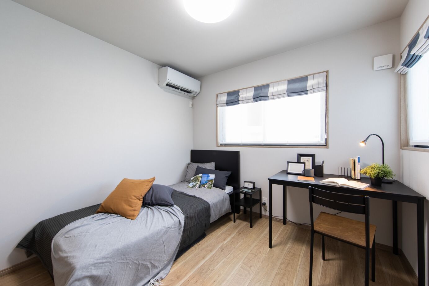 昭和ハウジング泉州・パナソニックビルダーズグループ 【貝塚市】ランドリールームや収納に工夫。ワークスペースも備えた、家族の時間を大切にする家の建築実例画像8