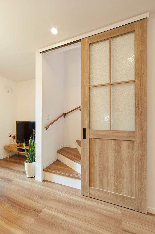 伊東工務店 【2260万円・京都市中京区】隣家が接近した狭小地ながらも二世帯住宅が実現！≪間取り図有≫の建築実例画像5