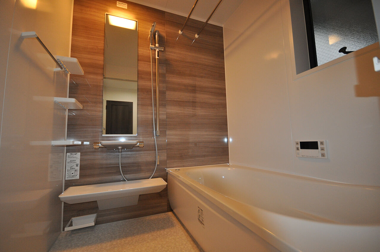 伊東工務店 【2000万円/京町家風デザイン/ビルトインガレージ】耐震性能を高め、20坪に3階建てを実現した住まいの建築実例画像5