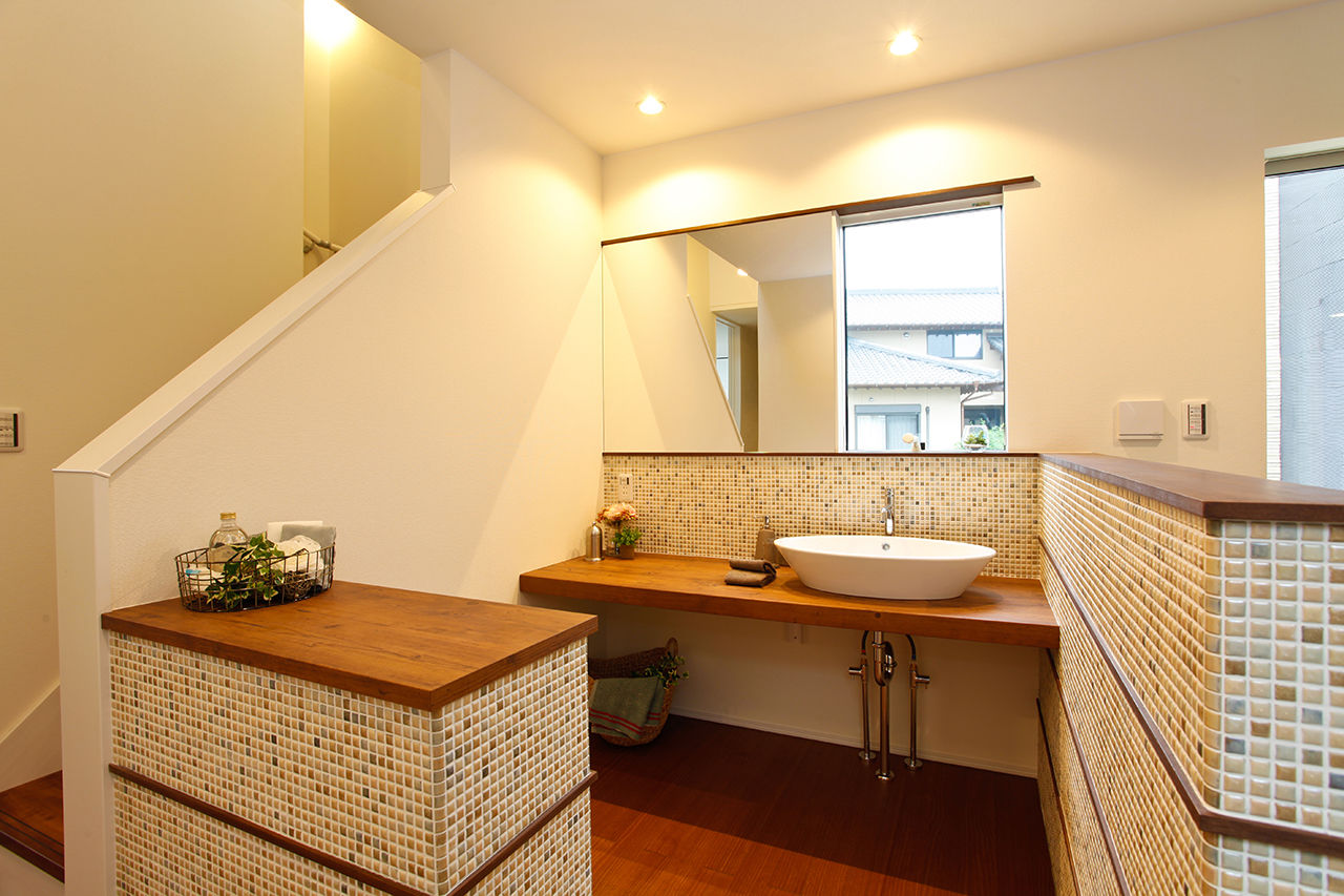 コンフォートハウス長崎支店 【平屋/中庭/ビルトインガレージ】心穏やかな静寂へと誘う、平屋の邸宅の建築実例画像6