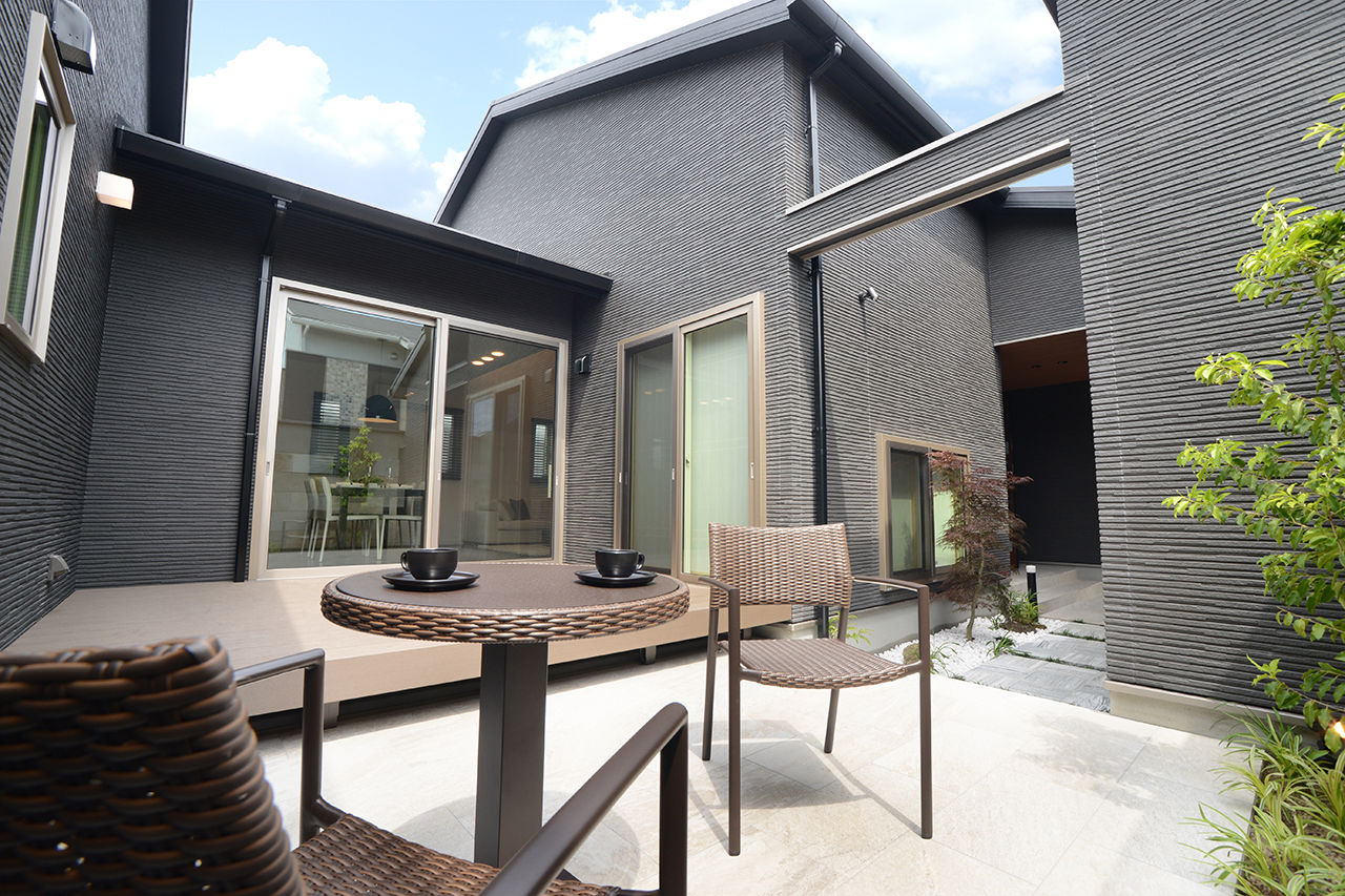 コンフォートハウス長崎支店 【平屋/中庭/吹き抜け】プライベートと開放感を両立させたホテルライクな平屋の建築実例画像2