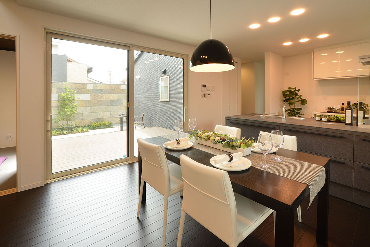 コンフォートハウス長崎支店 【平屋/中庭/吹き抜け】プライベートと開放感を両立させたホテルライクな平屋の建築実例画像4