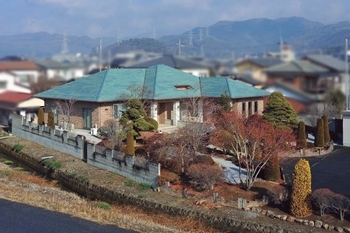 野口建設 【間取り図あり】四季を感じられる壮麗な平屋の佇まいの建築実例画像4