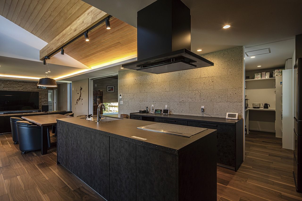 野口建設 我が家が、特別な「リゾート」に。3つのファーストプランで“理想”を追求した、非日常感あふれる平屋の建築実例画像3