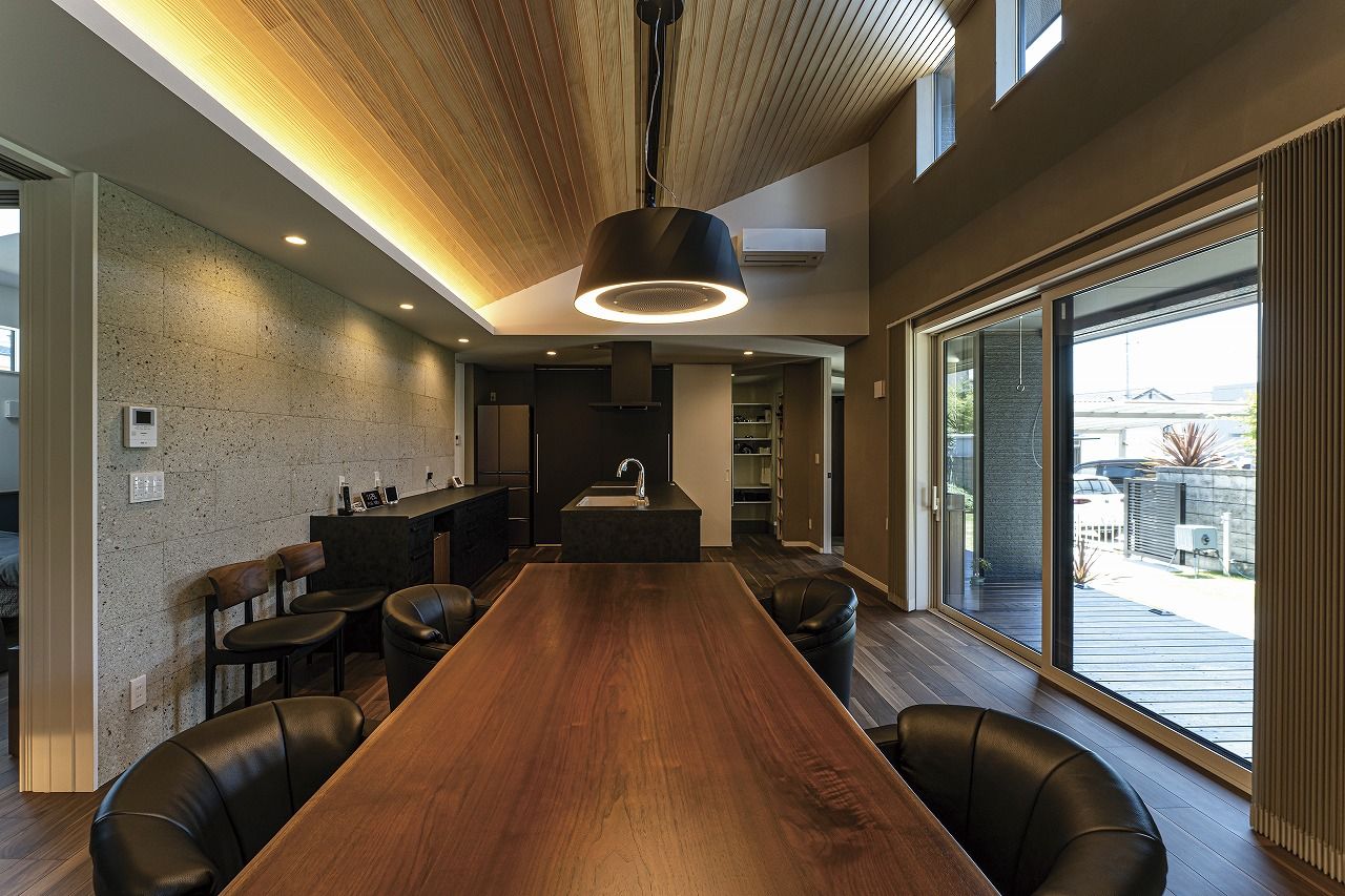 野口建設 我が家が、特別な「リゾート」に。3つのファーストプランで“理想”を追求した、非日常感あふれる平屋の建築実例画像4