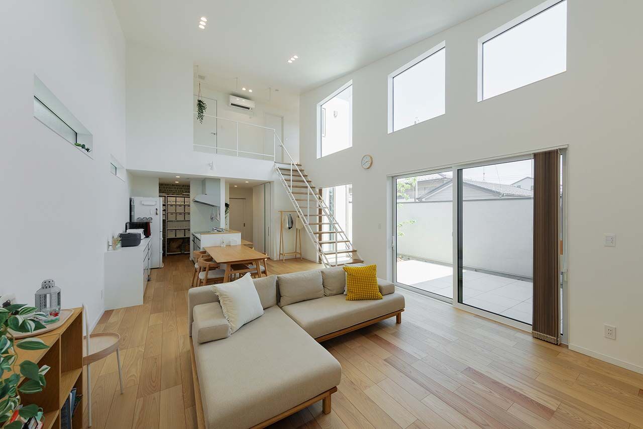 野口建設 開放感と明るさを叶えながらもプライバシーを守る、寛ぎの家の建築実例画像