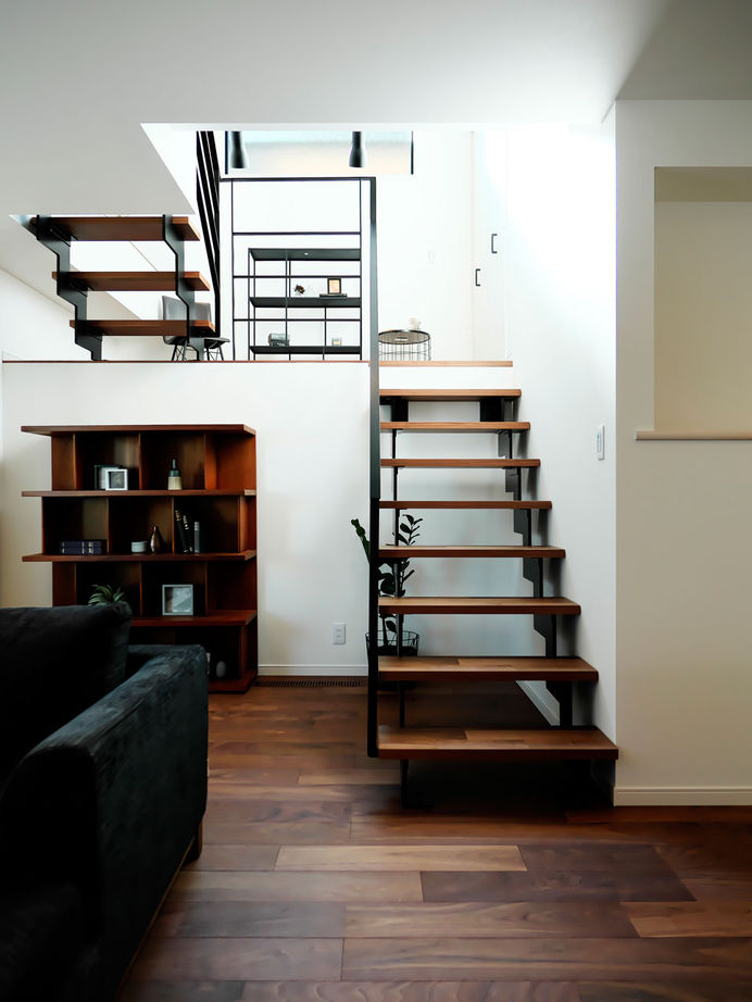 ユーロプランニング 【2000万円台/大阪府/間取り有】スタイリッシュな外観の内側は、光溢れる住み心地のいい5LDKの建築実例画像6