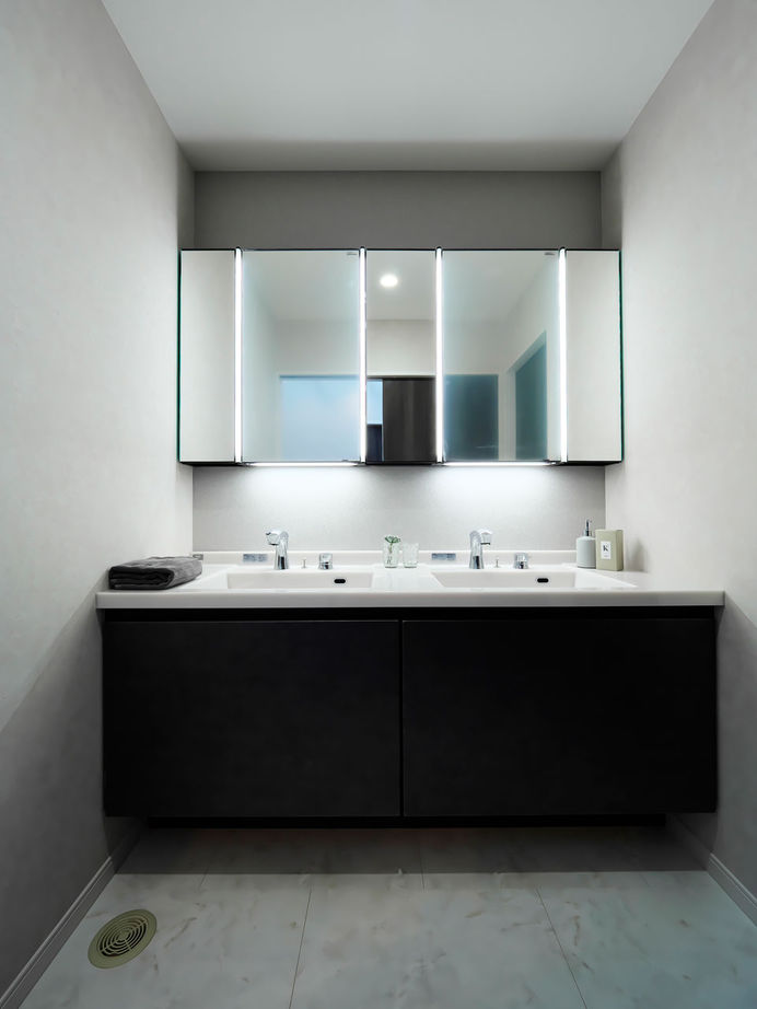 ユーロプランニング 【2000万円台/大阪府/間取り有】スタイリッシュな外観の内側は、光溢れる住み心地のいい5LDKの建築実例画像10