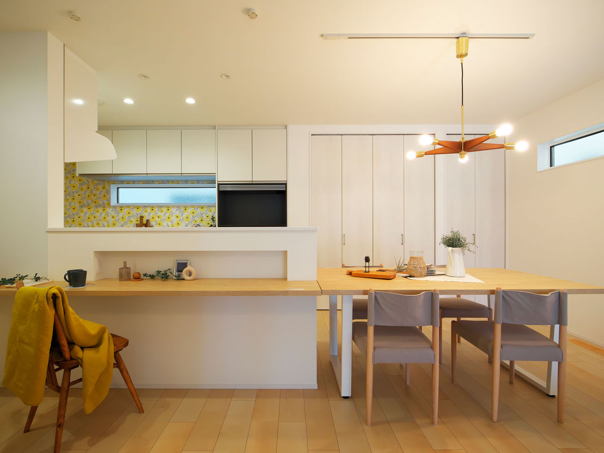 ユーロプランニング 【2000万円台/大阪府/茨木市/間取り有】家族の寛ぎ空間満載！屋上テラスを叶えたナチュラルテイストの家の建築実例画像6