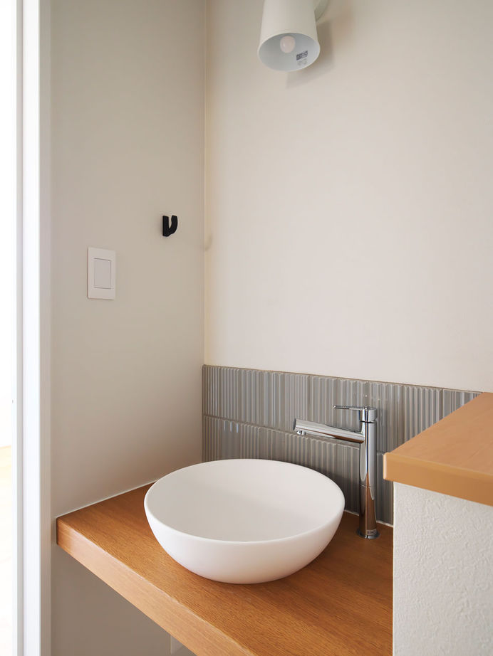 ユーロプランニング 【大阪府/ダウンリビング】個性的なLDKのゾーニング、家事効率の良さと屋上庭園が叶える心地よい暮らしの建築実例画像7