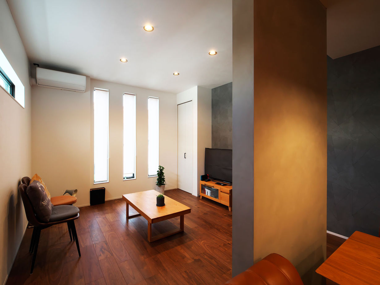 ユーロプランニング 【2000万円台/大阪府/茨木市/間取り有/狭小3階】間口が狭い敷地を活かした『賢くかっこいい』おしゃれな家の建築実例画像5