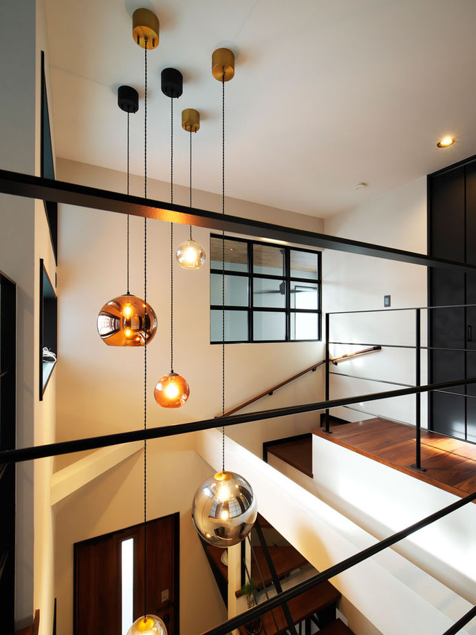 ユーロプランニング 【3000万円台/大阪府/間取り有】リビングや玄関に吹抜を配したホテルライクな空間！仕事場も兼ねた５LDKの建築実例画像10