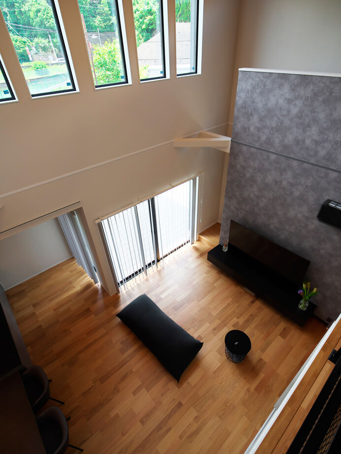 ユーロプランニング 【ウッドデッキ&広い庭】リビングもキッチンもお庭まで！開放感の中で家族がつながる邸の建築実例画像3