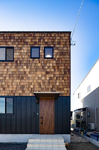 Suumo 1000万円台 スキップフロア 鉄骨階段 家族のつながりを意識した4層構造 納得のデザインと機能性 梶間幸建 の建築実例詳細 注文住宅
