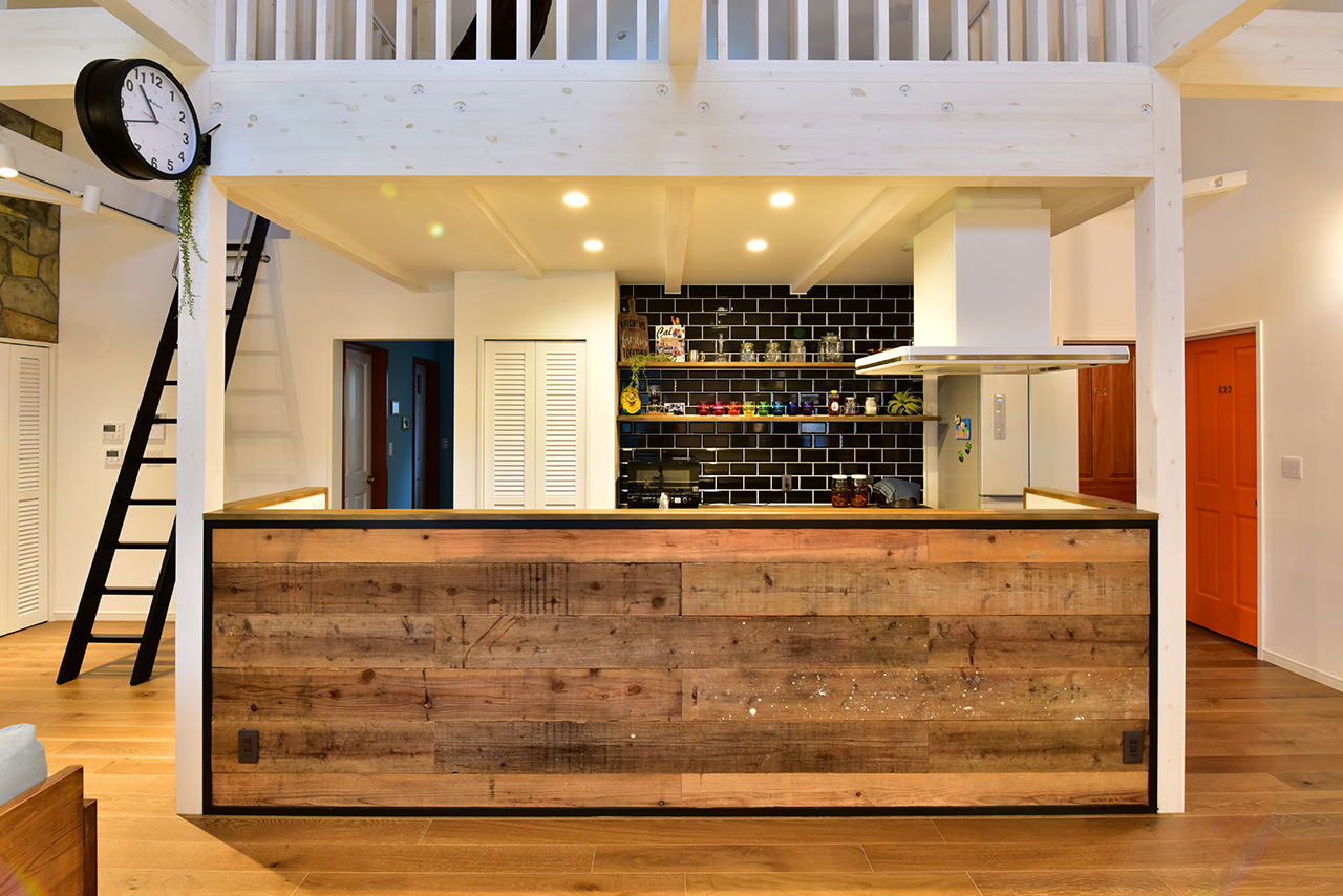 モアナビルダーズ　～ガレージハウス、サーファーズハウス～ 【2750万円/5人家族/4LDK/間取り有】アメリカ西海岸の爽快な暮らしを思い描いた 平屋のサーファーズハウスの建築実例画像4