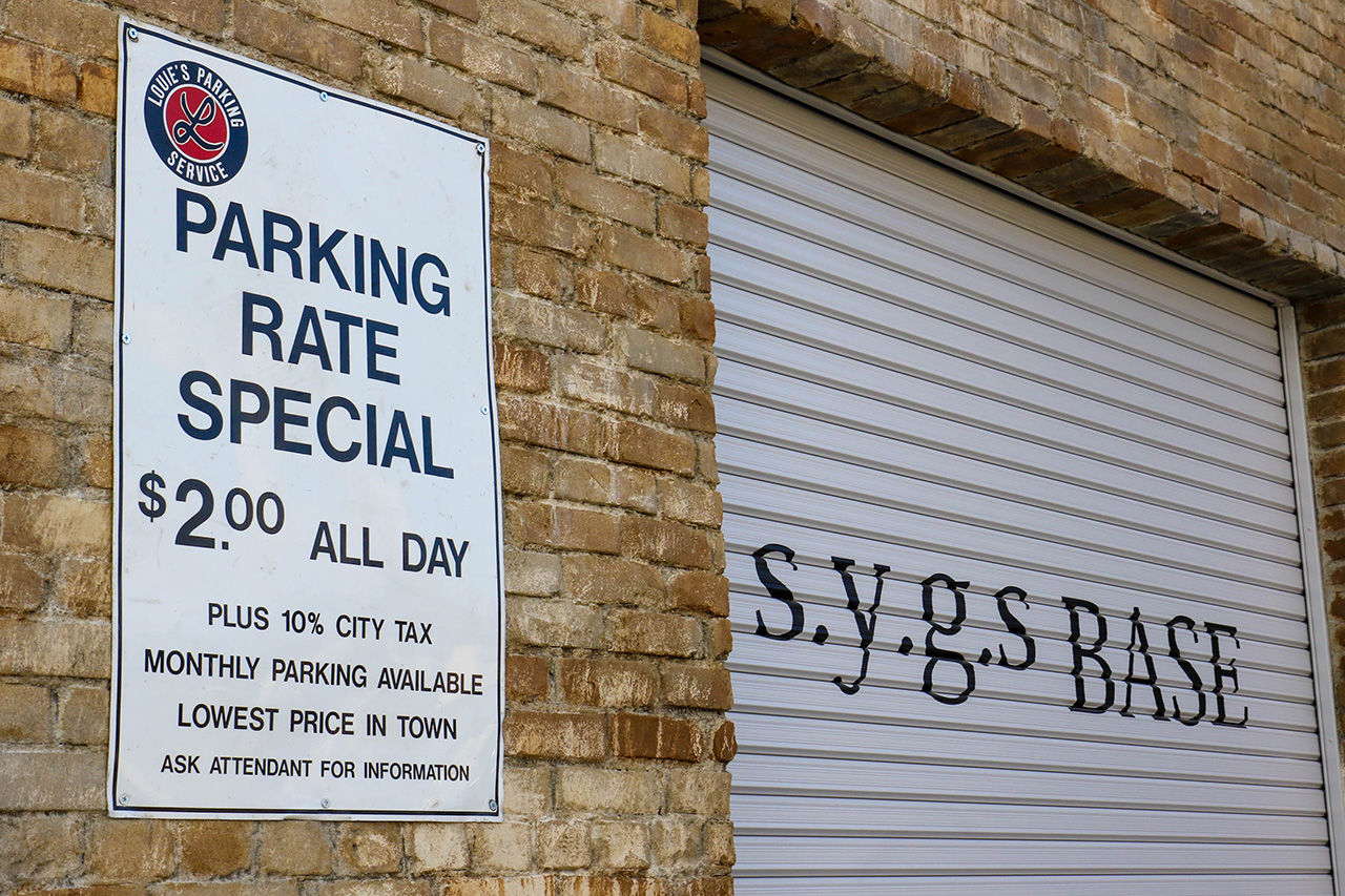 モアナビルダーズ　～ガレージハウス、サーファーズハウス～ 【3人家族/4LDK/間取り図有】約18畳のインナーガレージは天気を気にせず遊べる大空間！の建築実例画像3