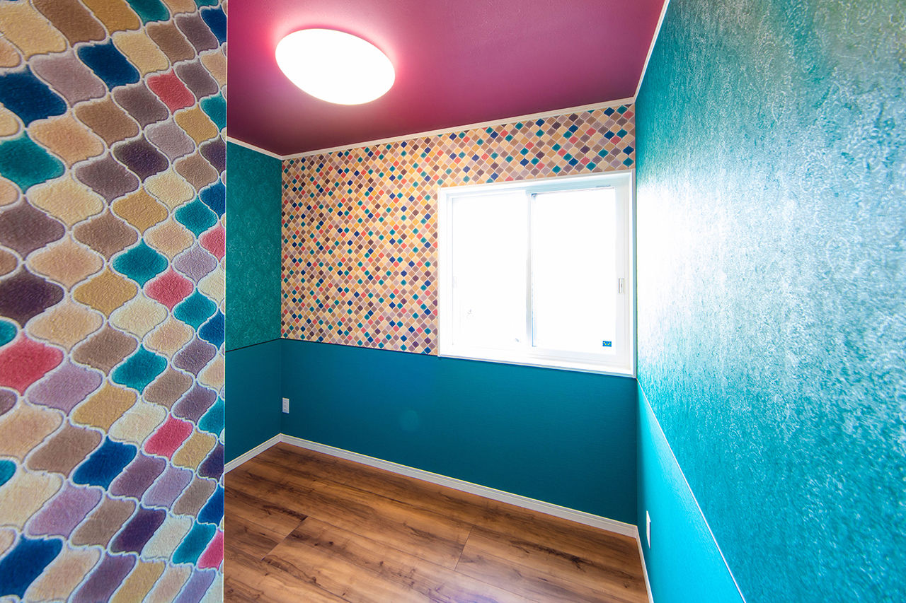 モアナビルダーズ　～ガレージハウス、サーファーズハウス～ 【3人家族/4LDK/間取り図有】約18畳のインナーガレージは天気を気にせず遊べる大空間！の建築実例画像9