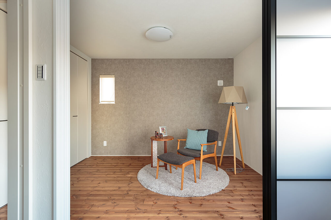 ホワイトレーベル 【2000万円台/ホテルライク/家事ラク間取り】暮らしにフィットする、家族用玄関からの動線がお気に入りの建築実例画像4