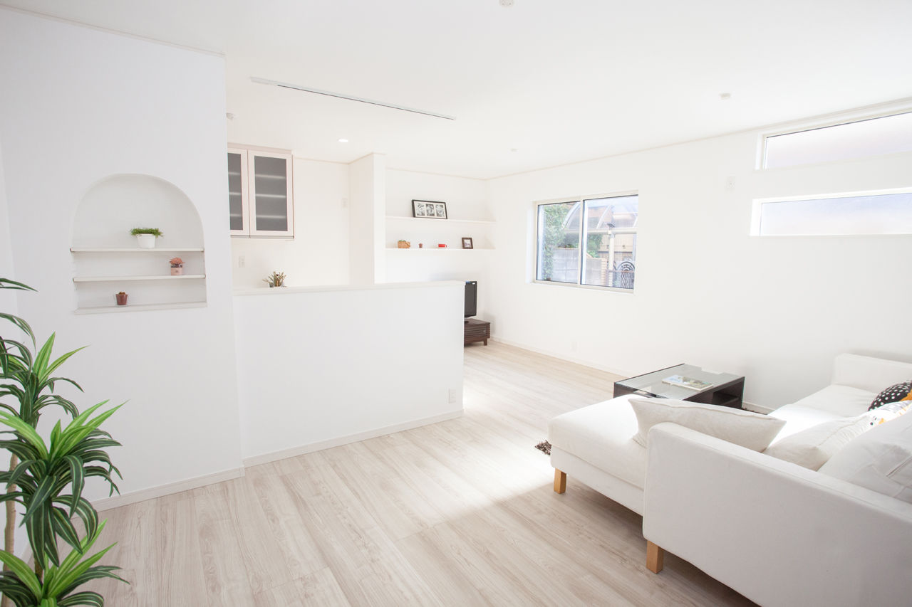 イシンホーム三郷　松井産業 【1000万円台/30坪台/太陽光発電/南欧風デザイン】こだわりのナチュラルモダンの家は、機能性も抜群！の建築実例画像3