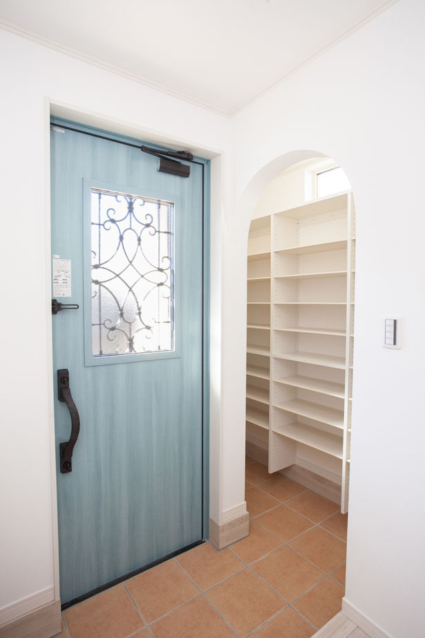 イシンホーム三郷　松井産業 【1000万円台/30坪台/太陽光発電/南欧風デザイン】こだわりのナチュラルモダンの家は、機能性も抜群！の建築実例画像10