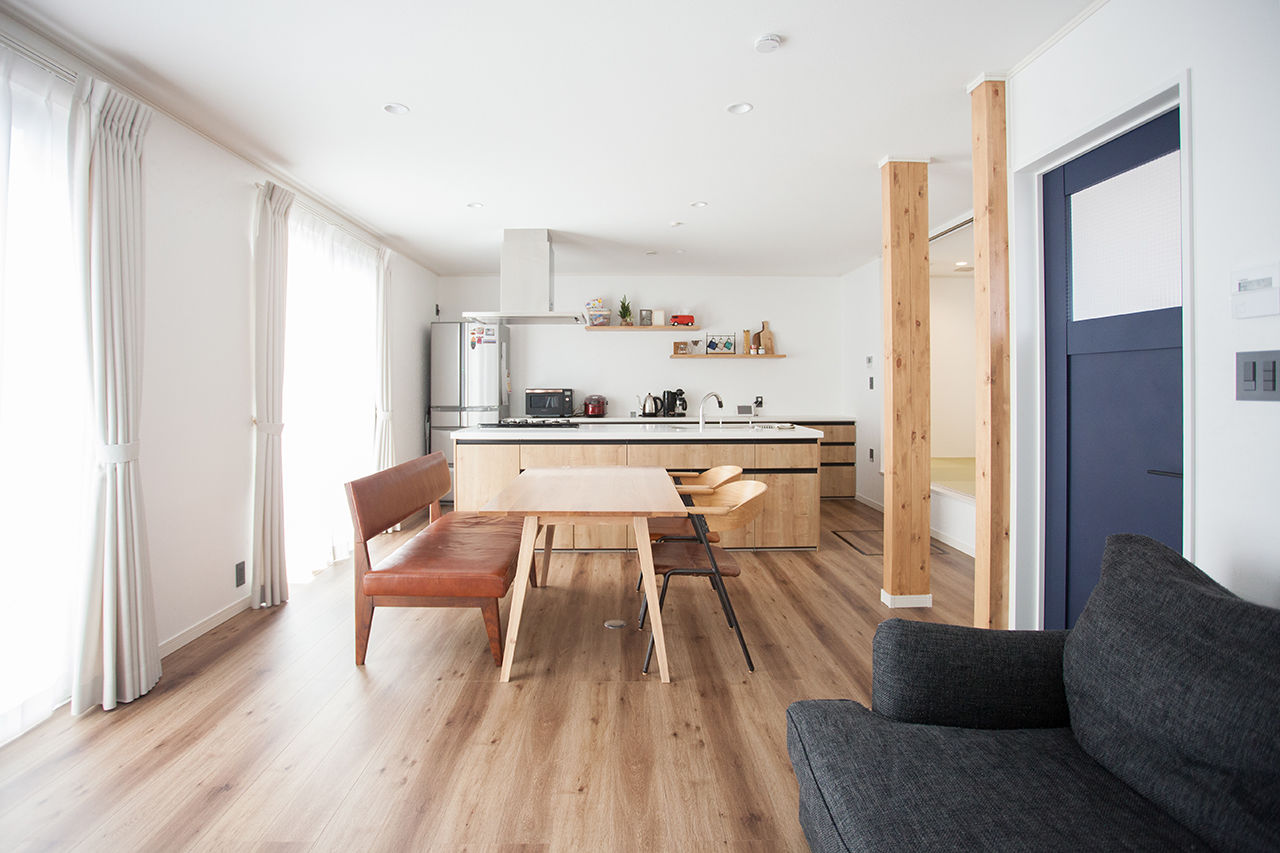 イシンホーム三郷　松井産業 【1800万円/30坪台/太陽光発電/ビルトインガレージ/収納充実】趣味も暮らしも楽しむ、高性能住宅の建築実例画像4