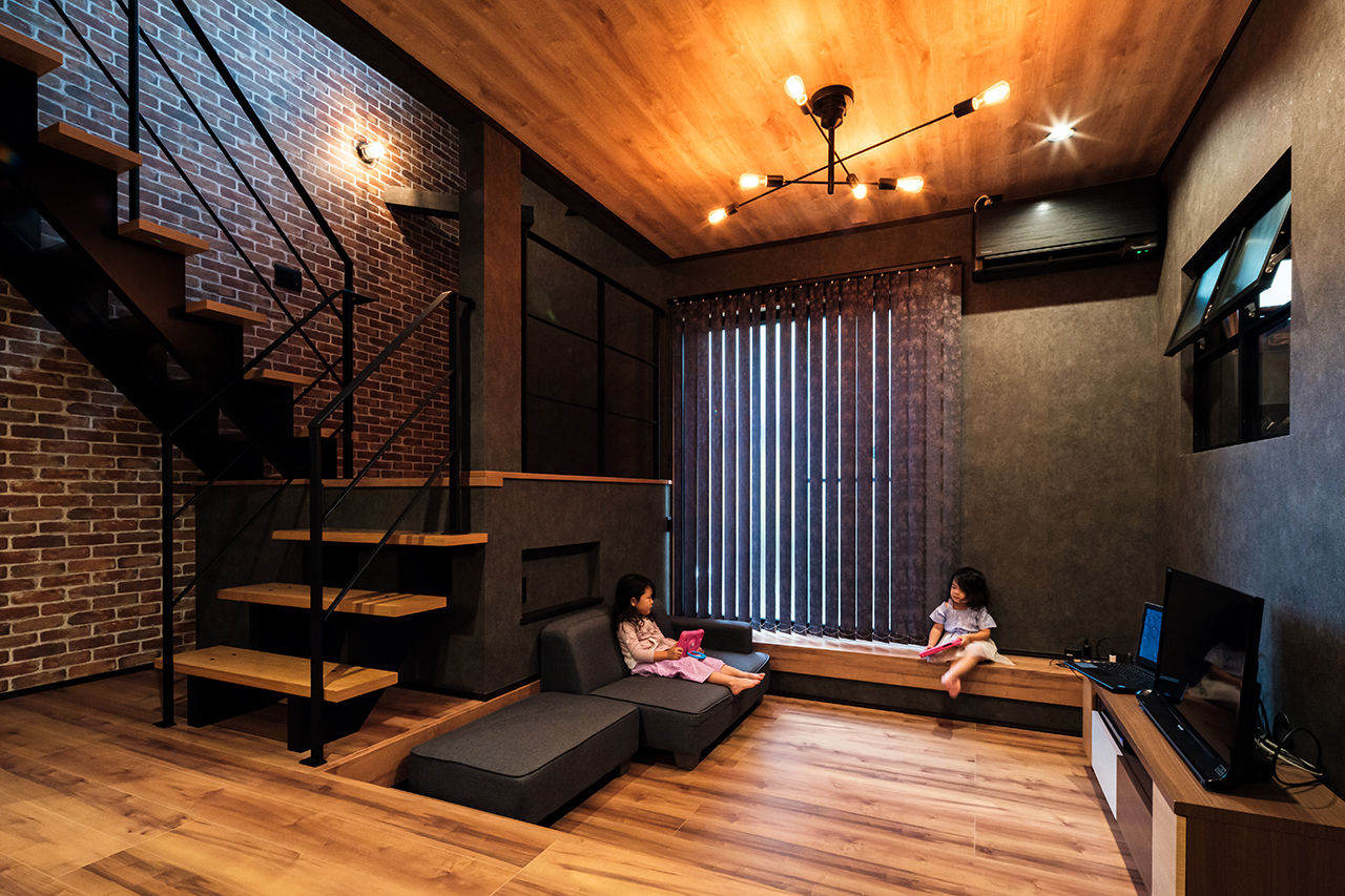 イシンホーム三郷　松井産業 【2000万円台/家事ラク動線/太陽光発電】集まる家族が、それぞれの居場所で自由に過ごせる家の建築実例画像4