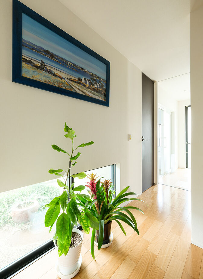 イシンホーム三郷　松井産業 【平屋/高気密・高断熱/バリアフリー】深い軒と濡れ縁のある、和モダンな平屋スタイルの建築実例画像9