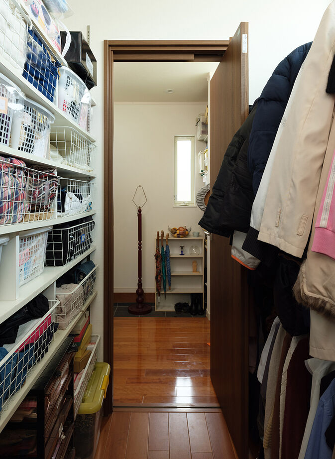 イシンホーム三郷　松井産業 【2000万円台/狭小／太陽光発電】平屋＋αの自然と共に暮らす解放感。7年間を過ごし、実感する心地よさの建築実例画像6