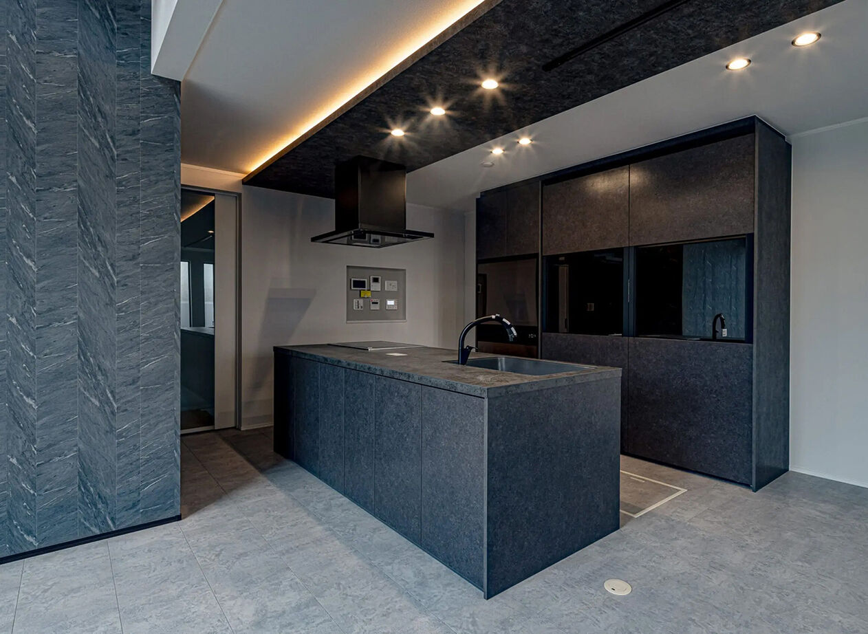 イシンホーム三郷　松井産業 【2000万円台／ガレージハウス／吹き抜け】モダンデザインと、大空間を楽しむ暮らしの建築実例画像3